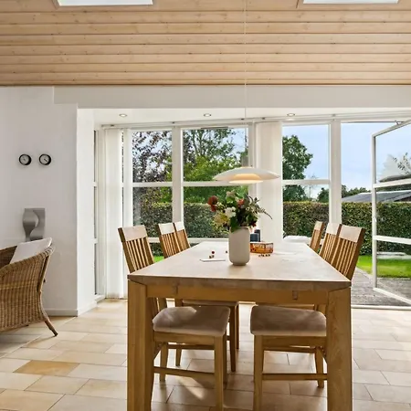 Agneta - 150m From The Sea By Interhome * Nedre Lysabild